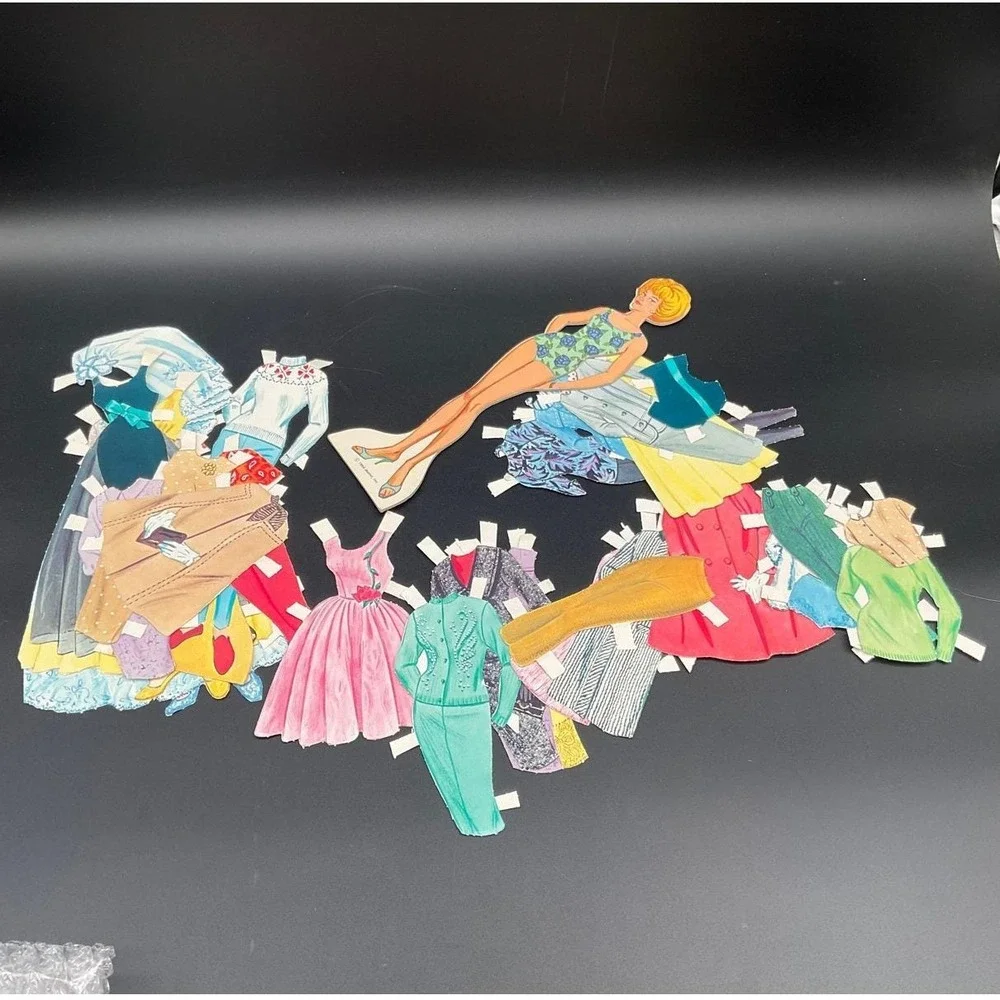 1964 Mattel Barbie Wedding Dress‎ 'n Fashion Clothes Paper Doll Set Wardrobe